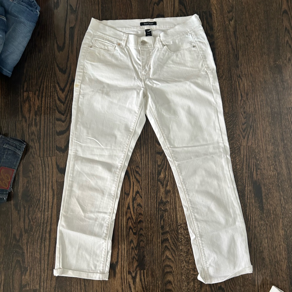 White House Black Market Ivory Crop Jeans